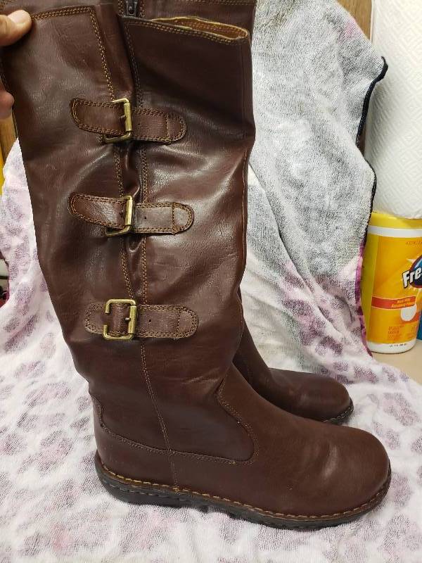 lot 2644 image: B O C Ladies Boots