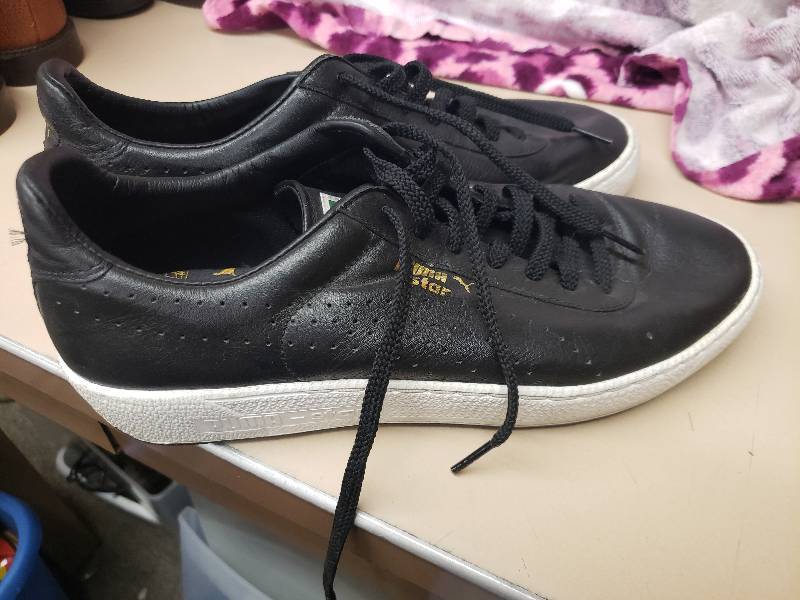 lot 2669 image: Puma Size 9
