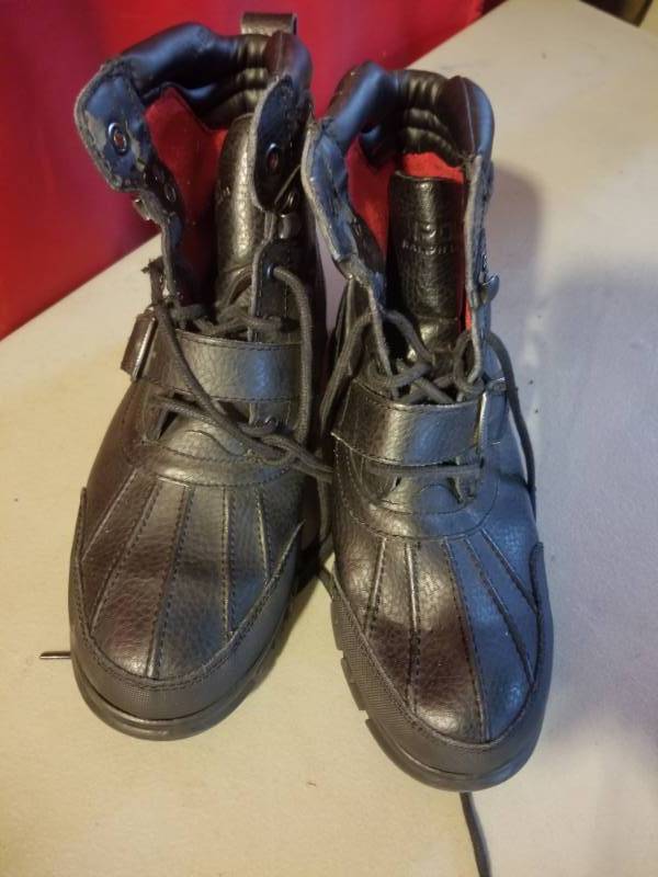 lot 2674 image: Polo Boots