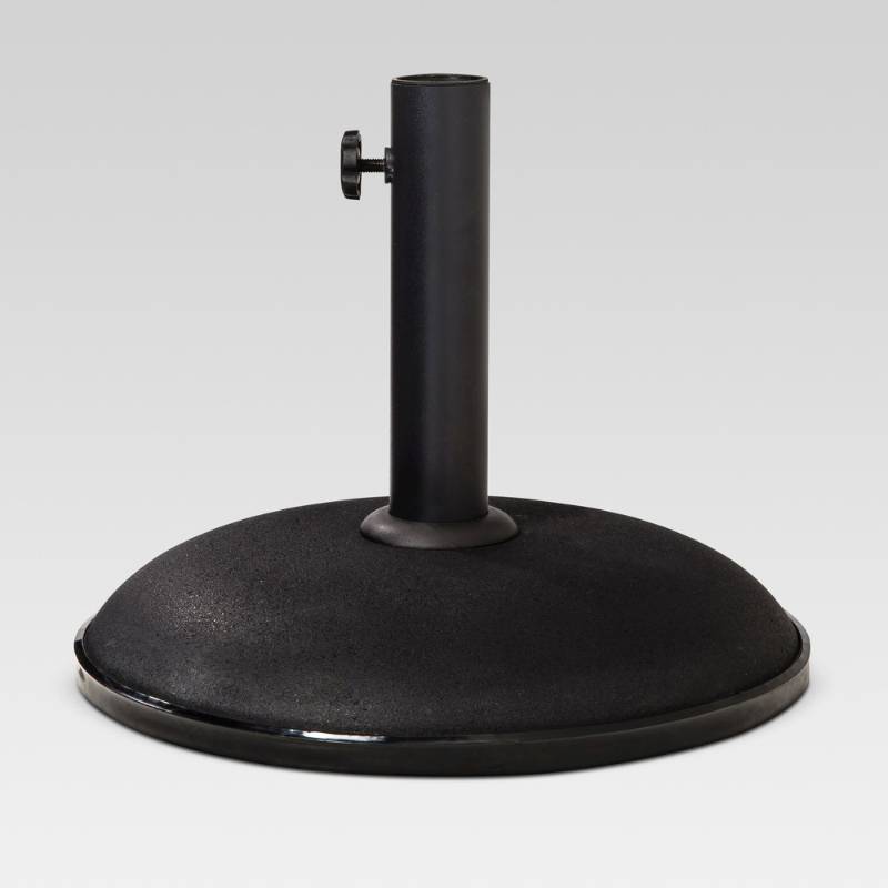 lot 6726 image: Threshold Concrete Patio Umbrella Base - Black