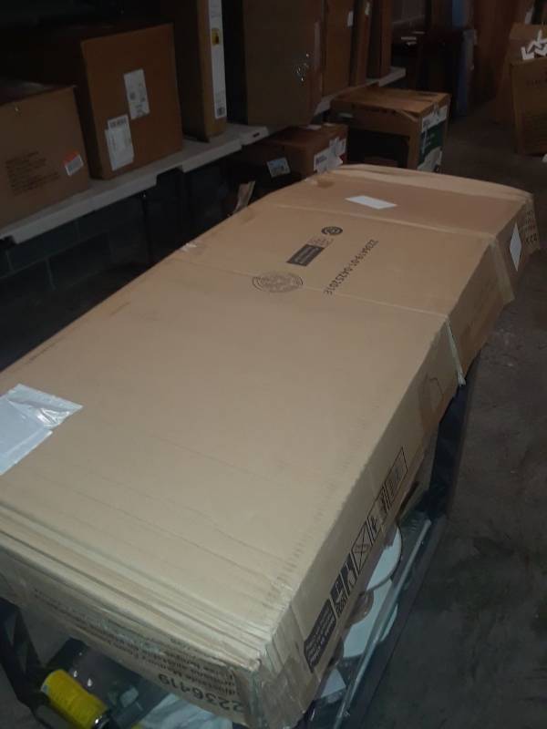 lot 6811 image: DHP Beverly Wave Adjustable�Memory Foam Lounger, Grey Microfiber