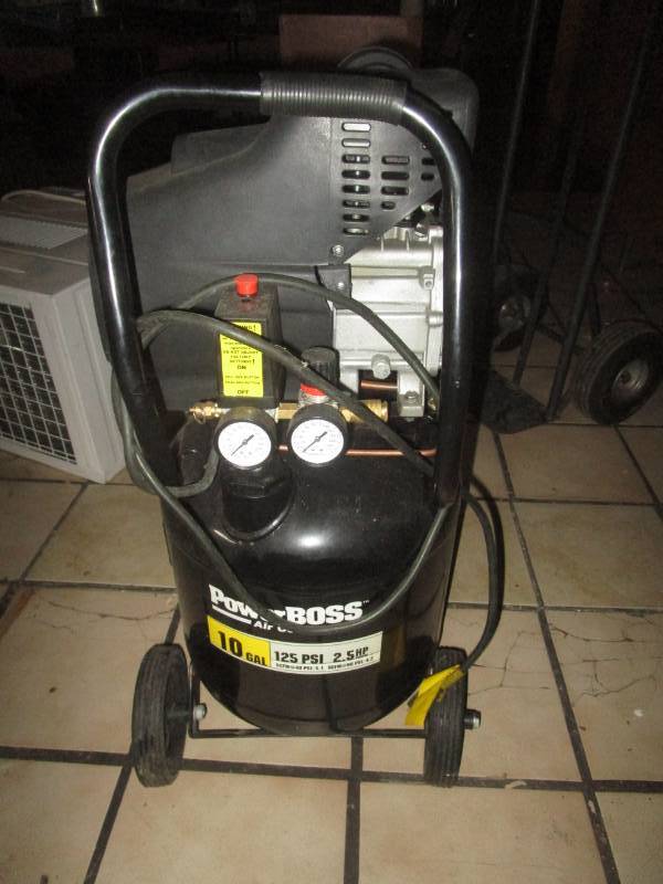lot 5552 image: Power Boss 10Gal Air Compressor Unknown Working Condition