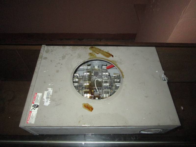 lot 5568 image: Metal Electrical Junction Box