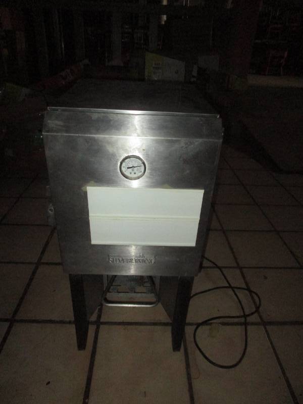 lot 5575 image: Silver King Majestic Milk Dispenser