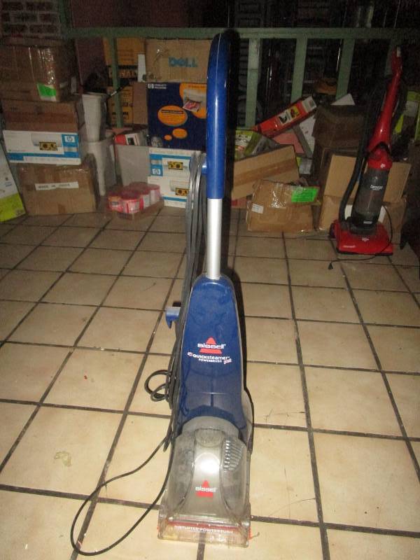 lot 5583 image: Bissell Quicksteamer Powerstation