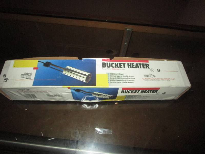 lot 5589 image: Bucket Heater