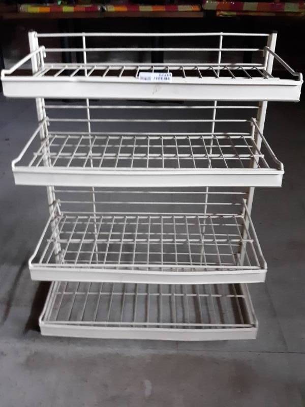 lot 5504 image: White Metal Merchandising Rack