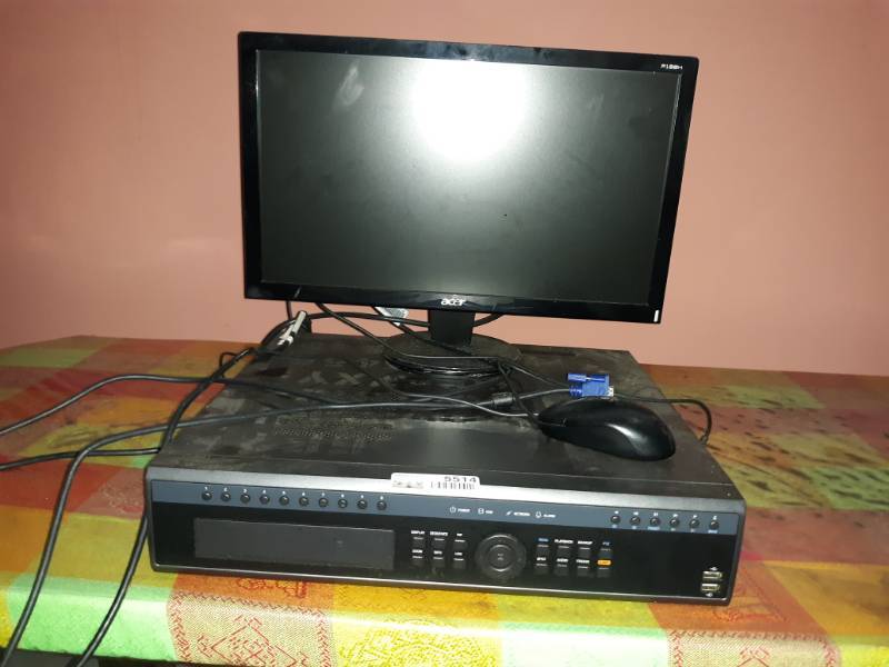 lot 5514 image: Acer Model P186H LCD Monitor and Desktop Computer Unknown Working Condition