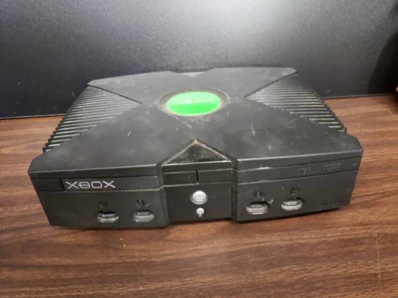 lot 1046 image: First Generation Xbox - UntestedNo Cords