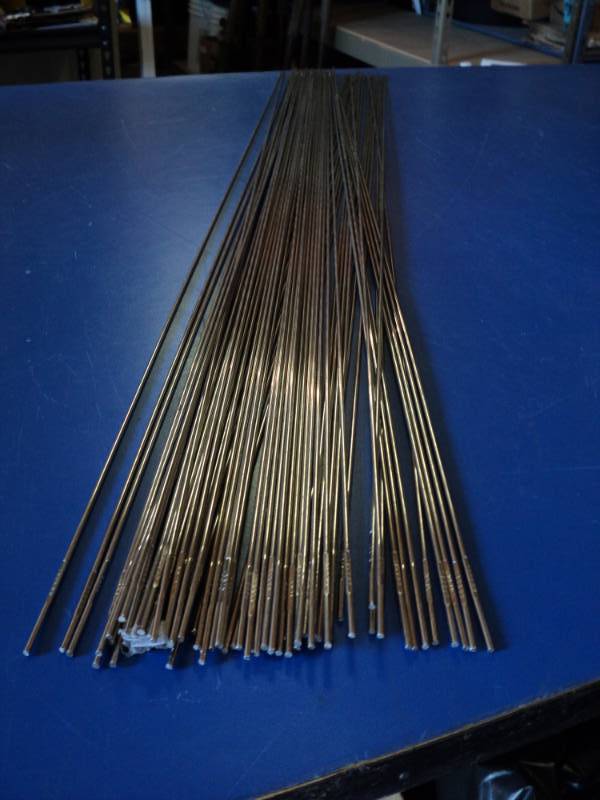 lot 8678 image: (60) rod 332 x 36