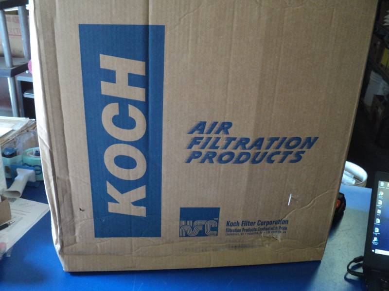lot 8823 image: (1) box Koch Air Filter Products 274-220-220, 22 x 22 x 1, (12) filters in box