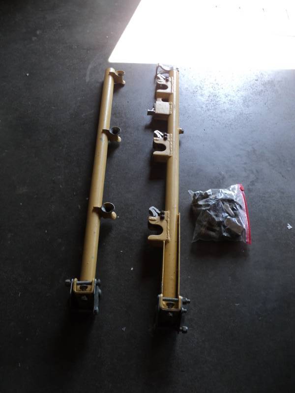 lot 9417 image: (1) set Green Touch Industries Trailer racks, used, will need a new lock