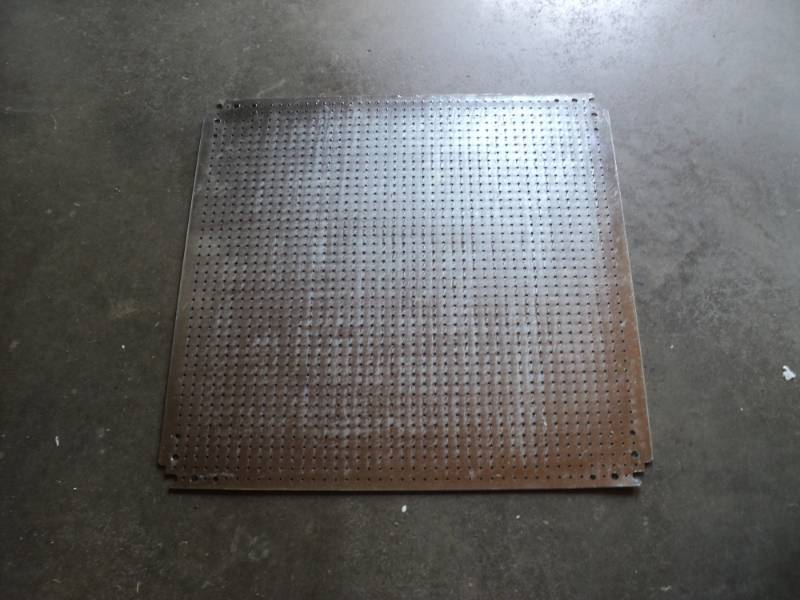 lot 9418 image: Steel plate, 22-14 x 21-58