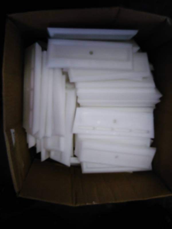 lot 9477 image: (50) lot composite plastic bases, white, approx 7-12 x 2-38