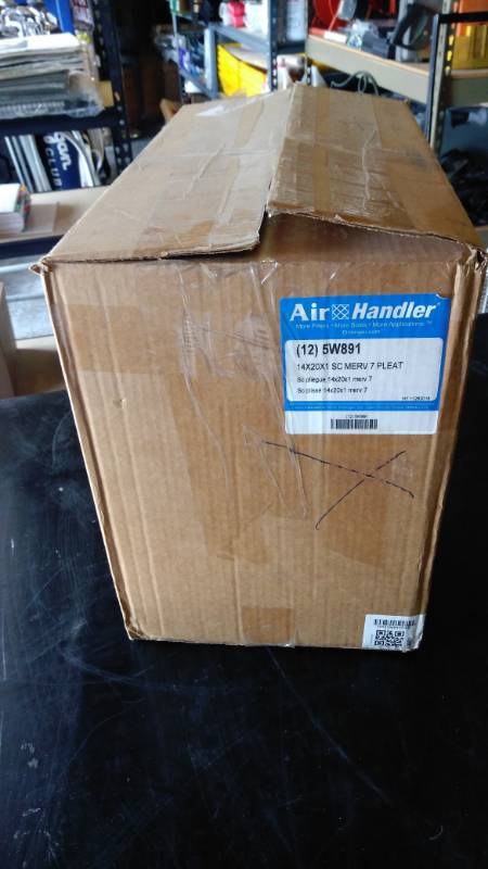 lot 9483 image: (1) box Air Handler (12) 5W891, 14- x 20 x 1, SC Merv 7 Pleat