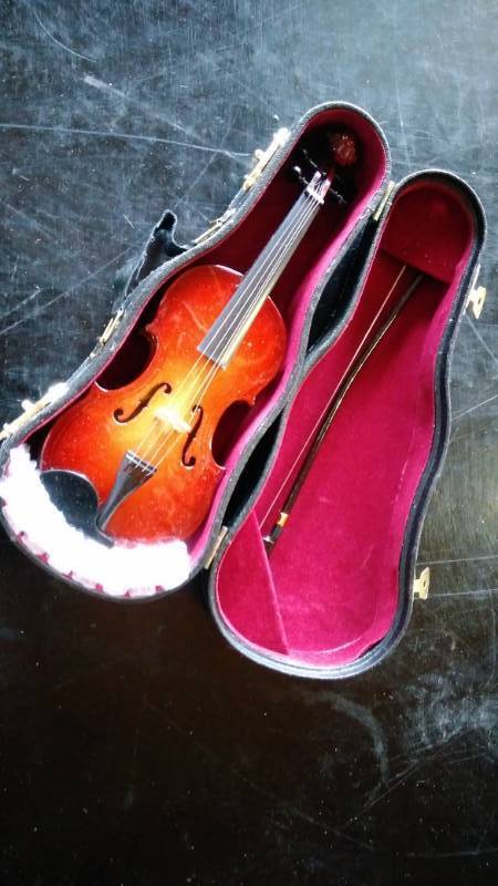 lot 9486 image: Mini Violin with bow and case, 7 long