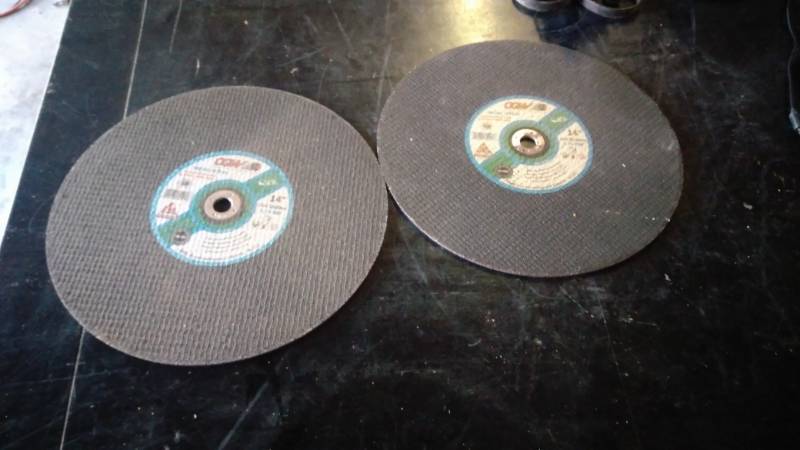 lot 9545 image: (2) CGW Grinding wheels, 14 diameter x 532  x 20 mm
