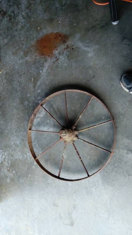 lot 9554 image: 22-12 diameter steel wheel