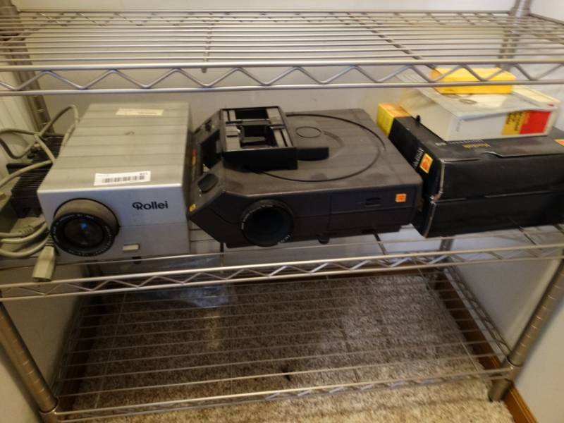 lot 401 image: Rollei and kodak projectors and kodak accessories.