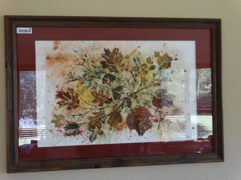 lot 443 image: Decorative framed wall art.