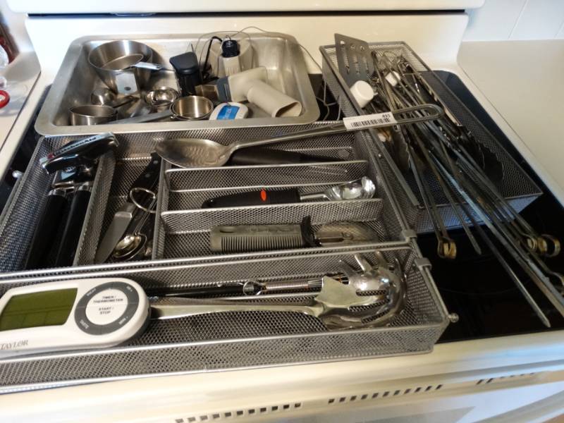 lot 491 image: Lg lot of assorted utensils w wire racks