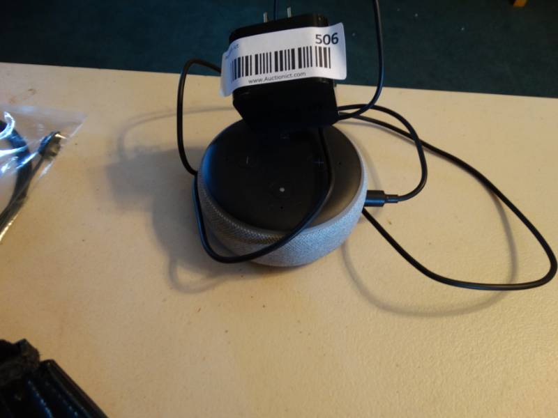 lot 506 image: Amazon echo