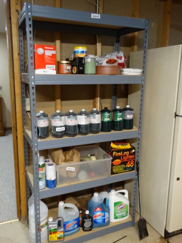lot 531 image: Nice HD shelving unit