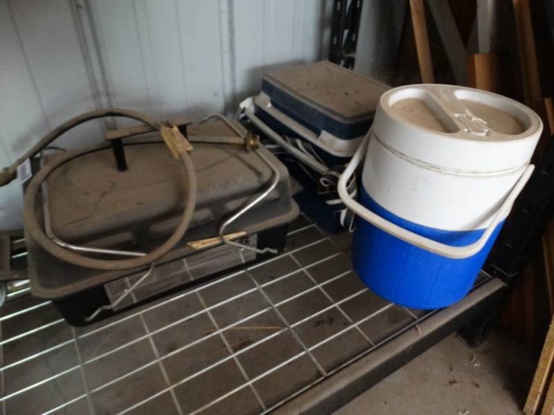 lot 959 image: Propane grill coolers