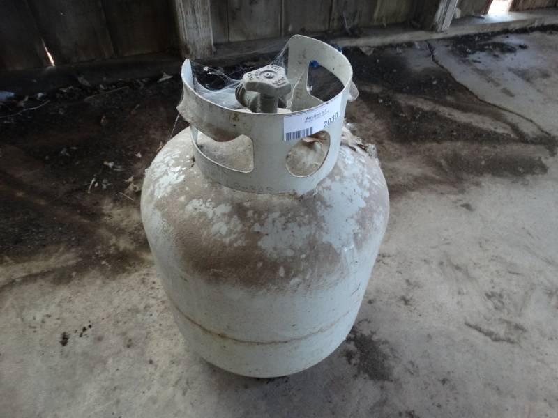 lot 2030 image: Propane tank