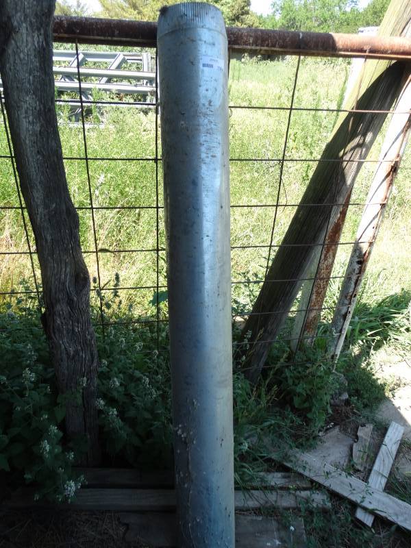lot 2064 image: 6 pcs snap together flue pipe