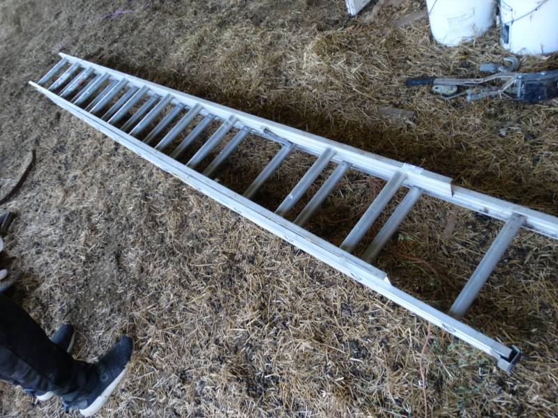 lot 2069 image: Keller 24 ft aluminum extension ladder