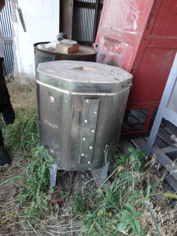 lot 2614 image: Electric kiln