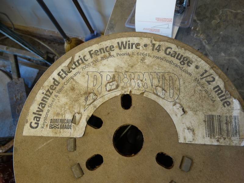 lot 2656 image: Roll of 14 gauge electric fence wire