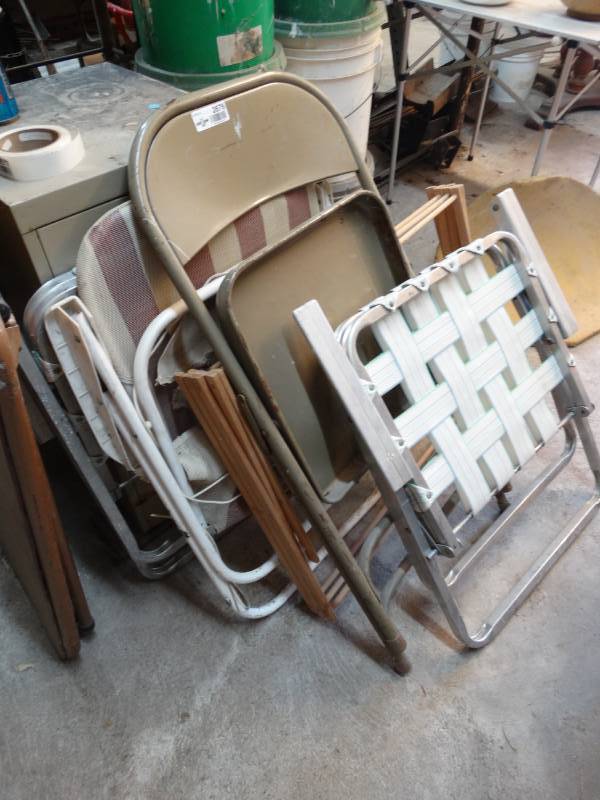 lot 2676 image: Lot of folding chairs card table & 2 drawer file cabinet
