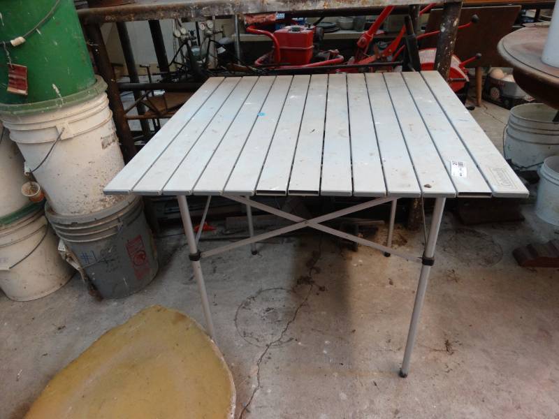 lot 2678 image: Aluminum folding camp table
