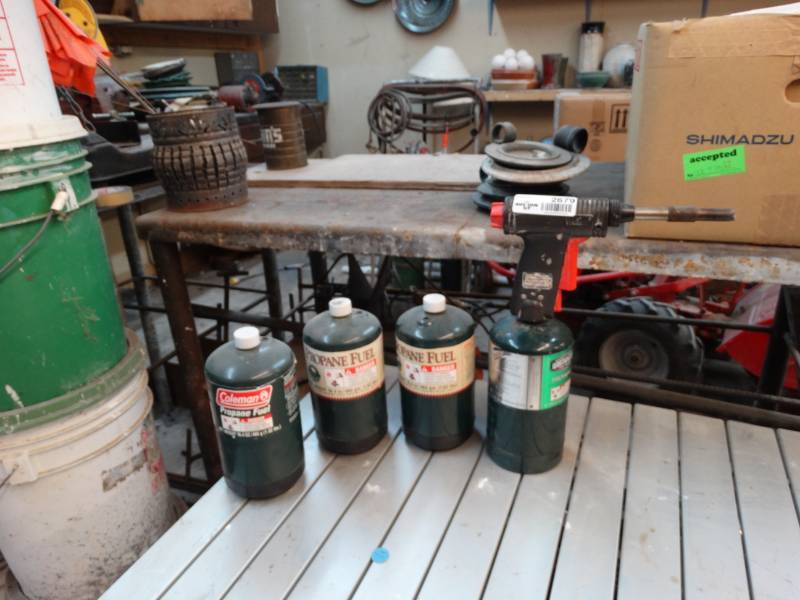 lot 2679 image: Propane torch w 3 propane bottles