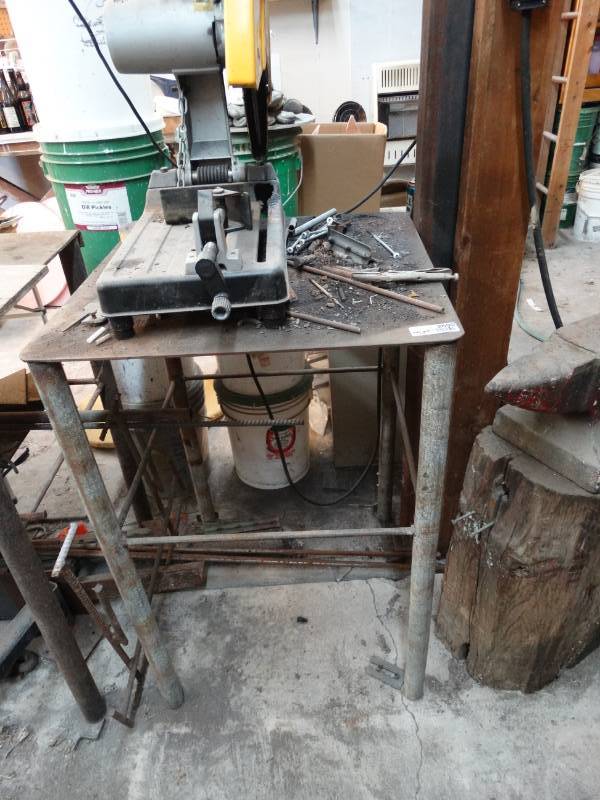 lot 2690 image: Metal shop table