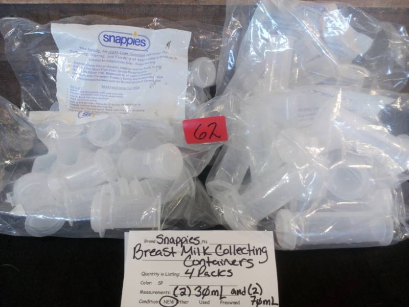 lot 62 image: Snappies Breast Milk Collecting Containers