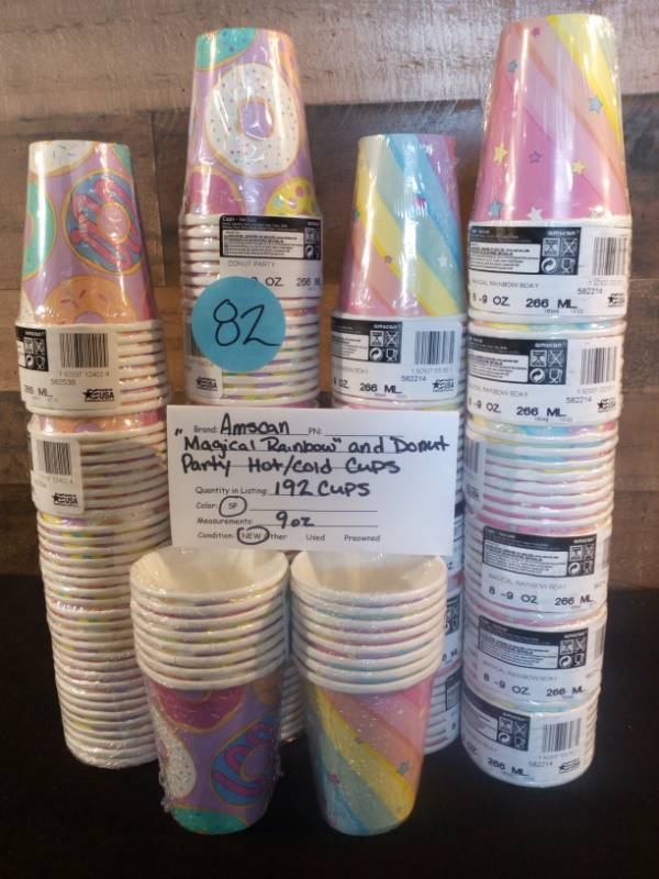 lot 82 image: Amscan Magical Rainbow and Donut Party HotCold Cups