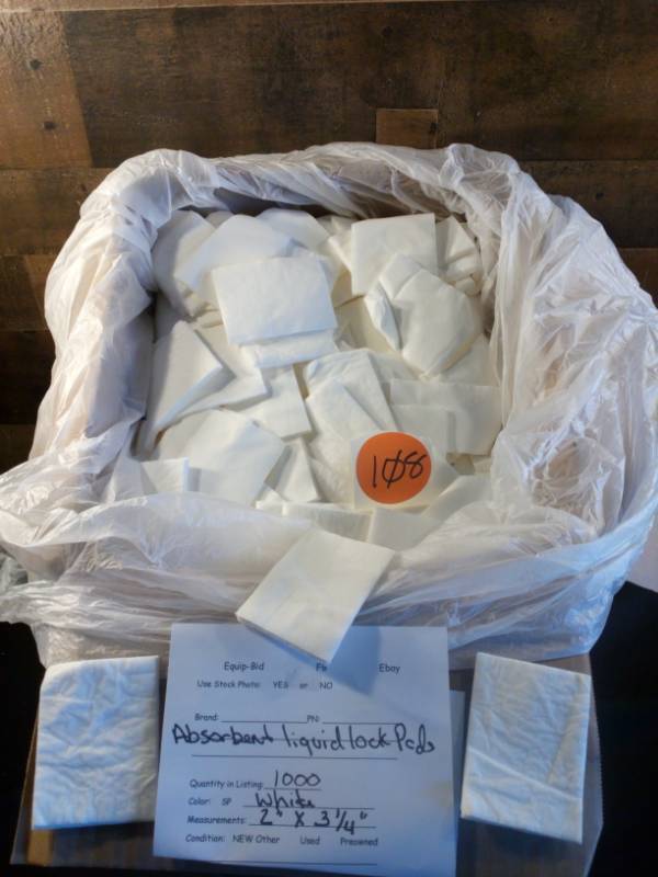 lot 108 image: Absorbent Liquid Lock Pads