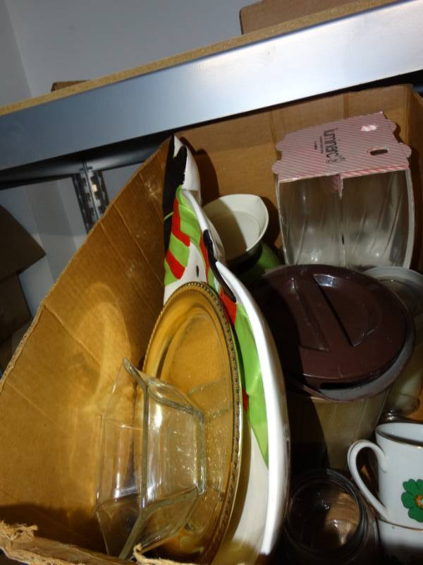 lot 435 image: Lot of Kitchenware.