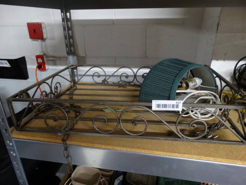 lot 437 image: Hanging potpan holder and hanging wall lamp.