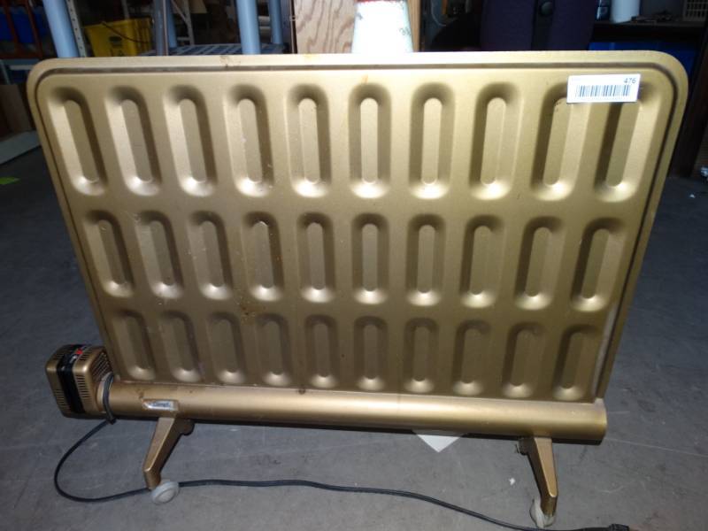 lot 476 image: Dimplex B310.