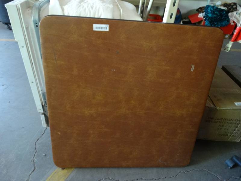 lot 479 image: Card table.