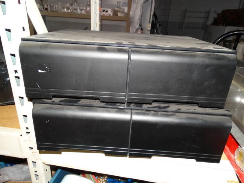 lot 499 image: VHS storage.