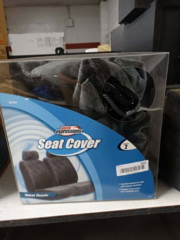 lot 622 image: Auto expressios seat cover, exercise ball and a craftsman case.