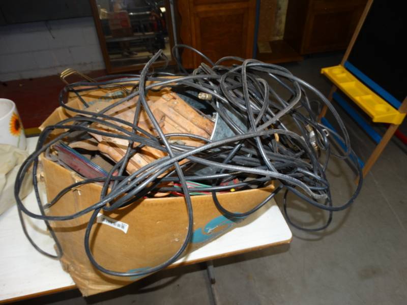 lot 627 image: Lot of various cords, tool belt and a bucket.