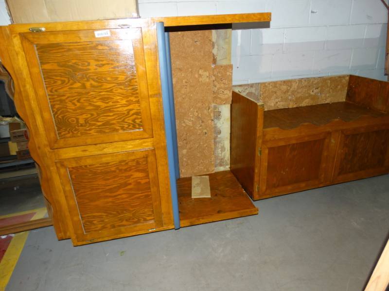 lot 637 image: Large Cabinetdesk.