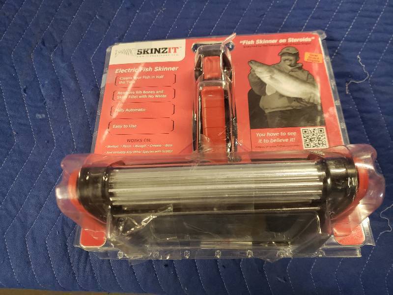 Skinzit Fish Skinner - YAC Auctions