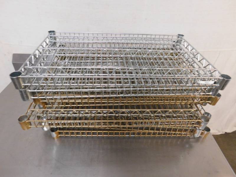 lot 2097 image: Metro Shelving